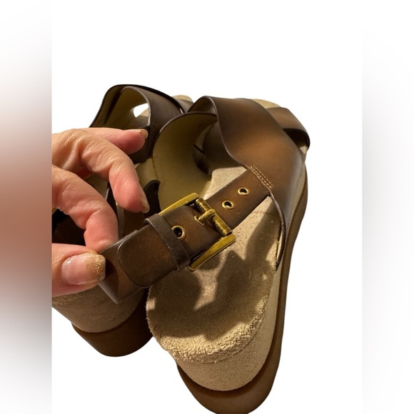 Michael Kors Becker Burnished Leather Flatform Sandal - Picture 9 of 11